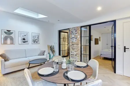 Location appartement à Paris, Superbe appartement Arc de Triomphe