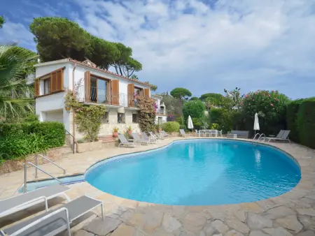 Location villa à Begur, Villa avec grande piscine privée à Begur, 5 chambres