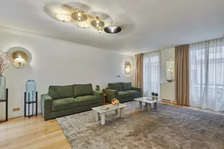 Location appartement à Paris, Appartement terrasse Trocadéro Tour Eiffel par Studio Prestige