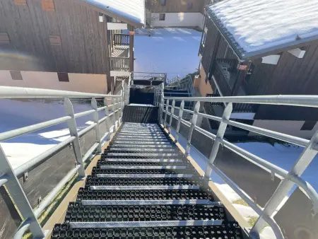 Studio 4 personnes Hauteluce, balcon sud et casier à skis : photo 10