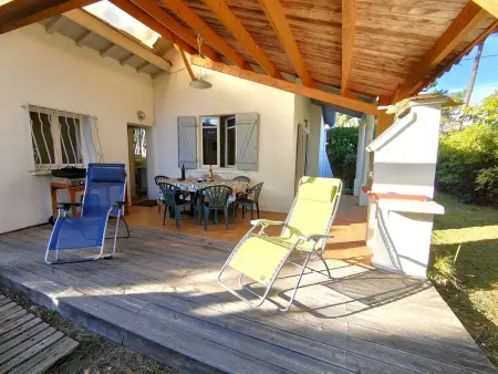 Location villa à Lège Cap Ferret, Charmante villa à Petit-Piquey avec Jardin et WIFI, Proche Commodités