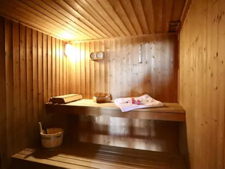 La Pomme de Pin : maison 15 pers. avec sauna à Fraiture : photo 8