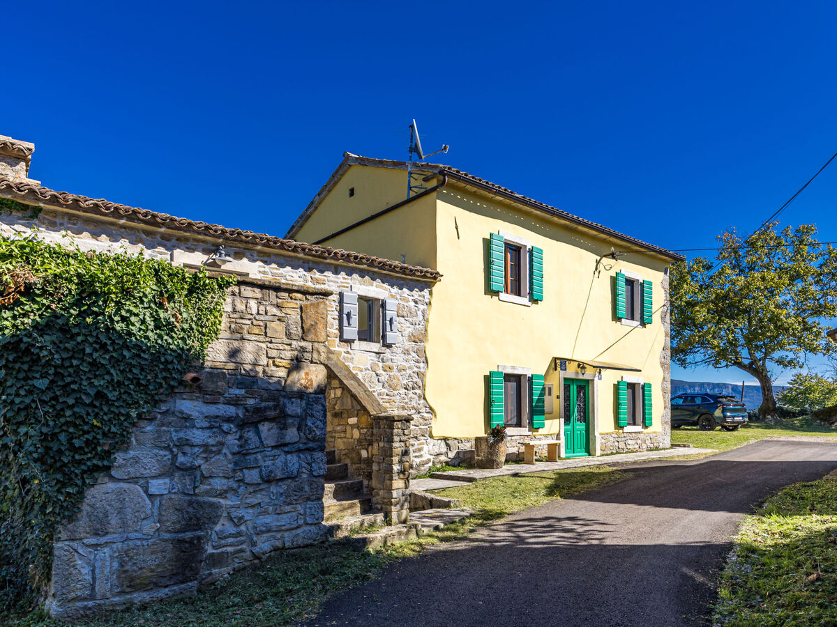 Maison Franz avec piscine privée à Pićan - Photo 3