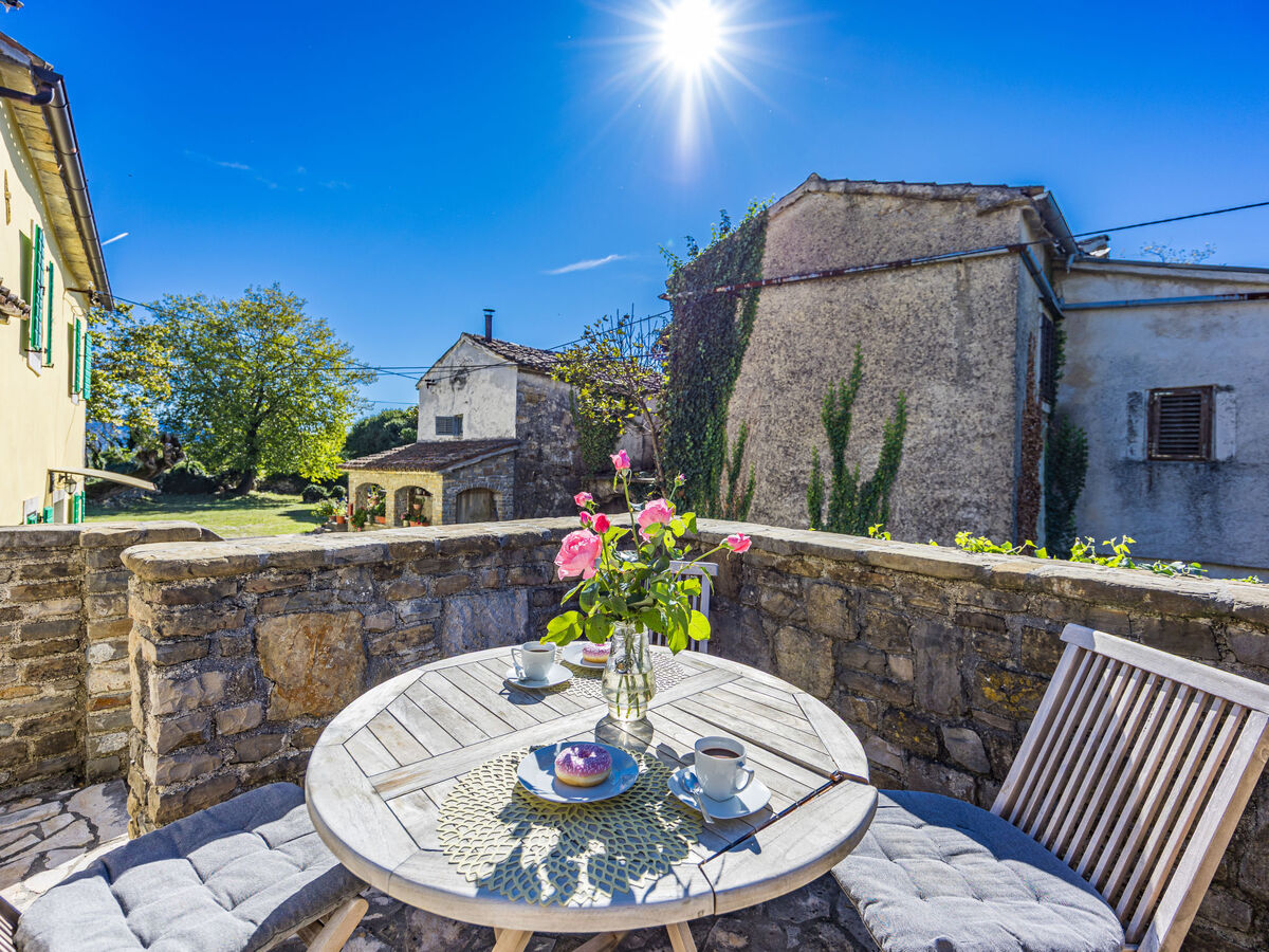 Maison Franz avec piscine privée à Pićan - Photo 4