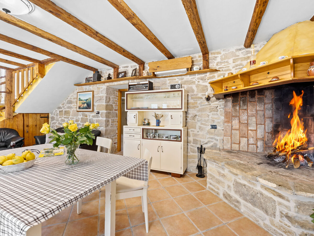 Maison Franz avec piscine privée à Pićan - Photo 14