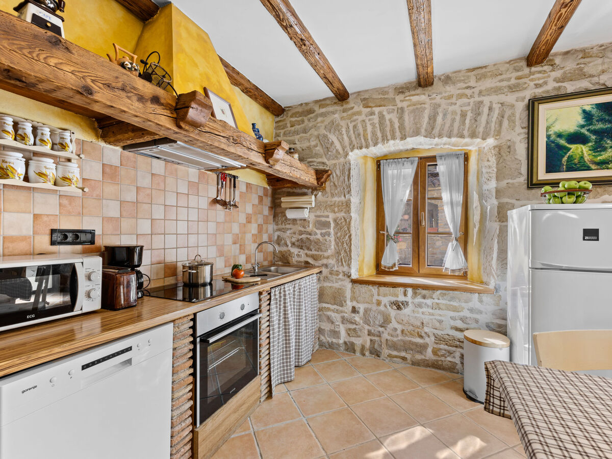 Maison Franz avec piscine privée à Pićan - Photo 15