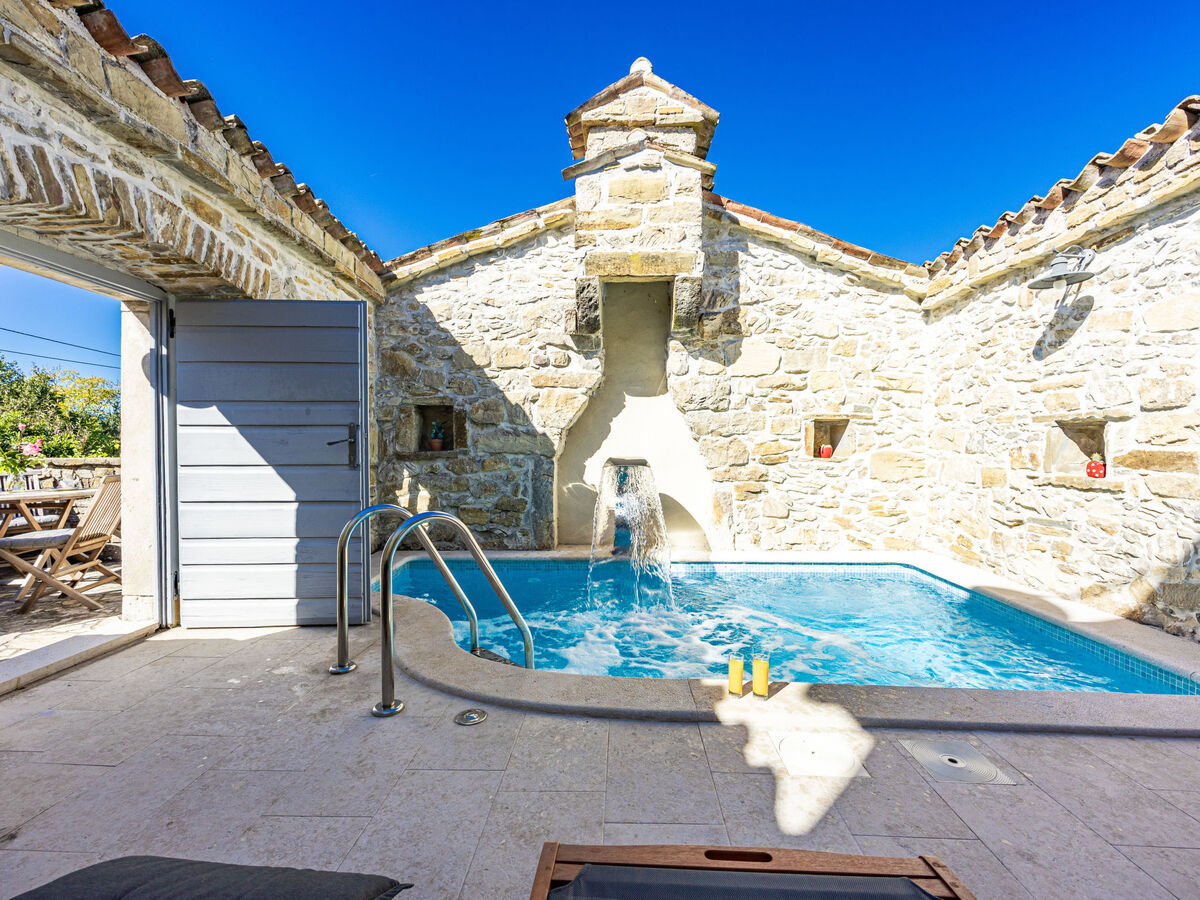 Maison Franz avec piscine privée à Pićan - Photo 19