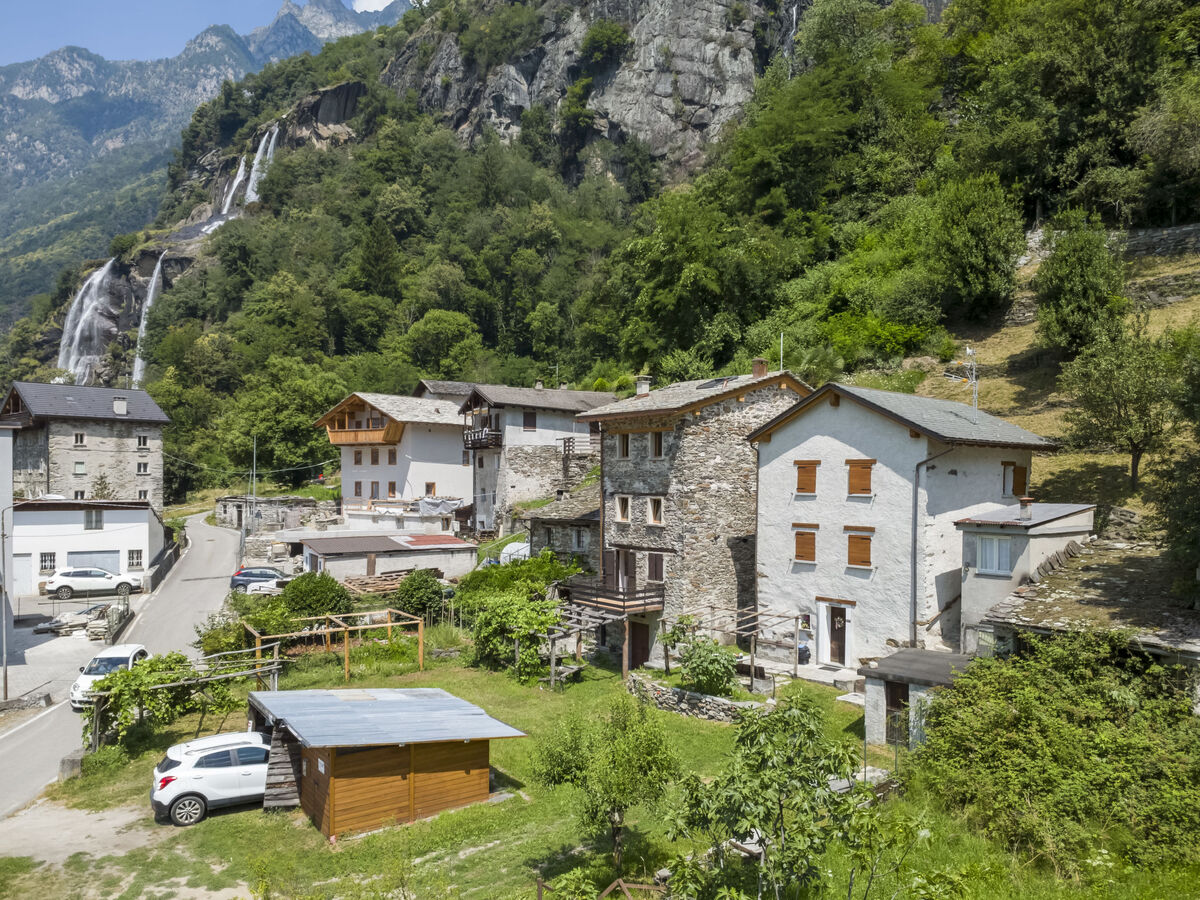 Borgonuovo Waterfall's House, maison 2 niveaux - Photo 2