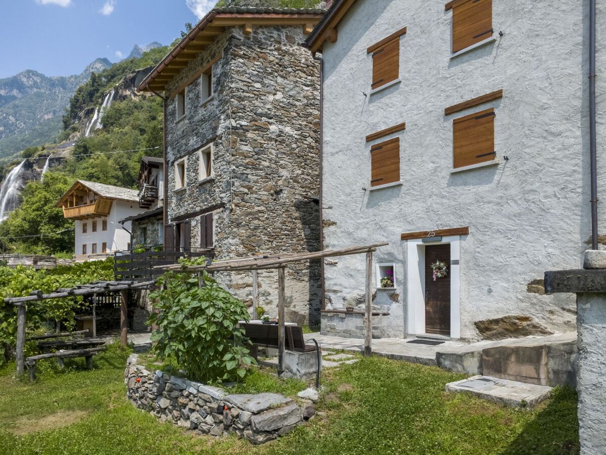 Borgonuovo Waterfall's House, maison 2 niveaux - Photo 8