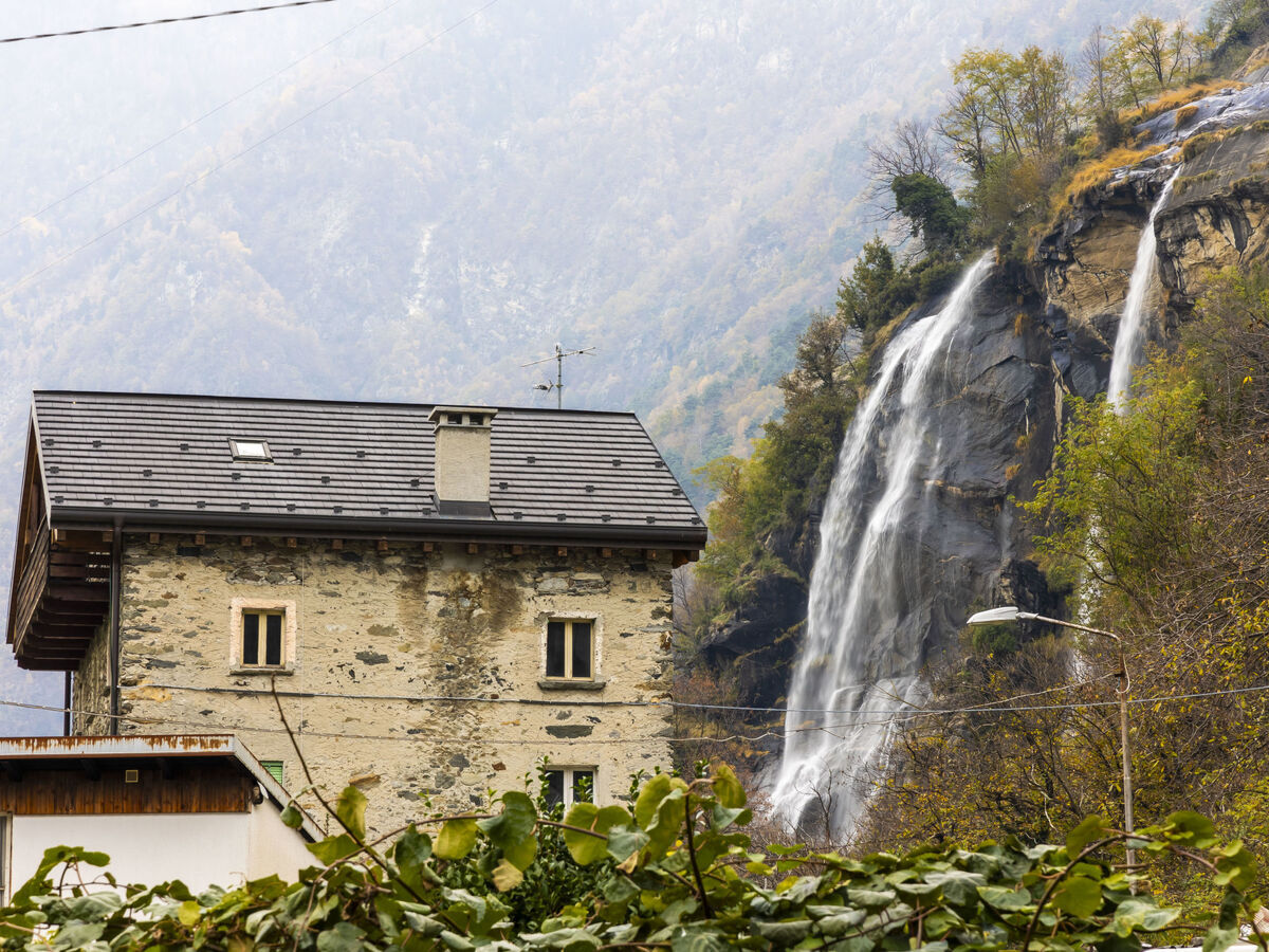 Borgonuovo Waterfall's House, maison 2 niveaux - Photo 34