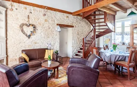 Maison 6 pers. dans bâtiment historique avec piscine : photo 3