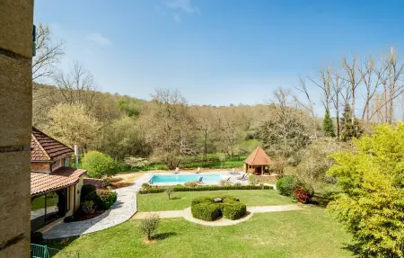 Maison 6 pers. dans bâtiment historique avec piscine : photo 8