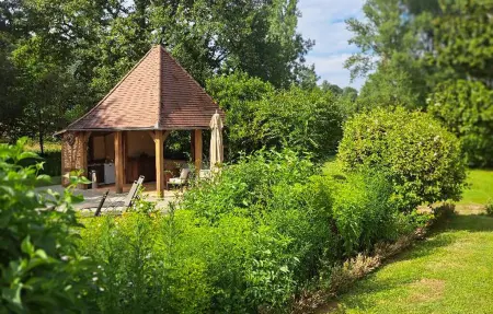 Maison 6 pers. dans bâtiment historique avec piscine : photo 13