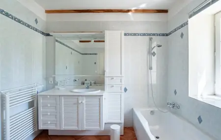 Maison 6 pers. dans bâtiment historique avec piscine : photo 20
