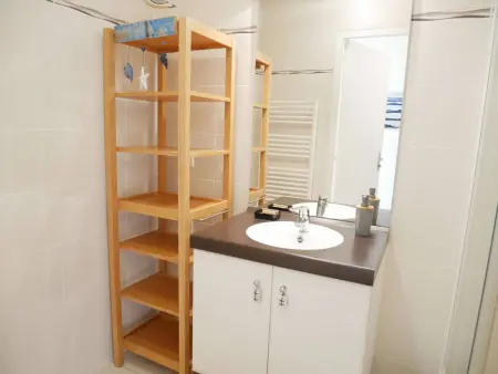 Appartement 44 m² face plage à Étel, balcon Sud - Photo 8
