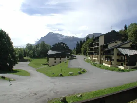 Studio cabine 26m² aux Carroz, 50m du ski bus gratuit : photo 10