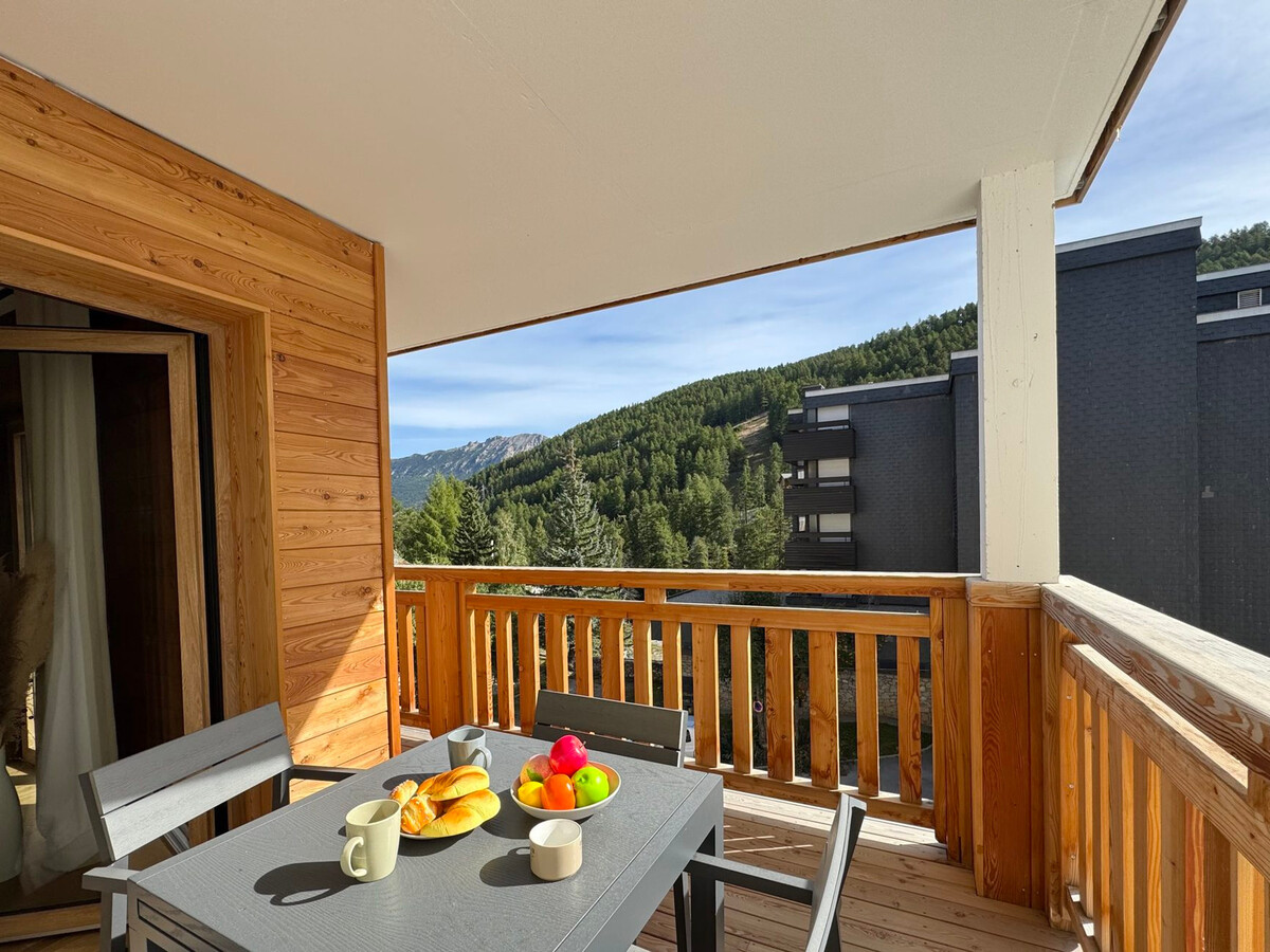 T2 neuf avec terrasse et parking couvert à Vars - Photo 9