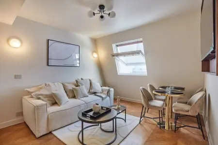 Location appartement à Paris, Appartement Neuf Centre de Paris/Le Marais