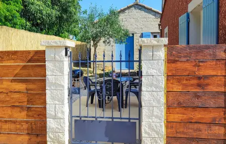 Maison 45 m² à Vaison-la-Romaine, terrasse et jardin : photo 8
