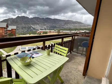 Studio 4 pers. Le Dévoluy, 50m des pistes, terrasse : photo 12