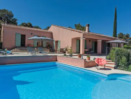 La Bergeronnette – Maison 6 pers. avec piscine à Tourtour