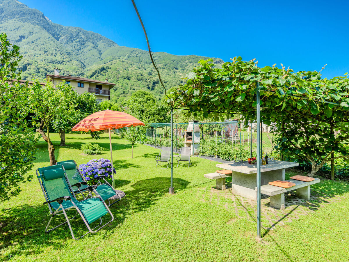 Maison Delma à Colico, vue sur montagnes et jardin - Photo 26