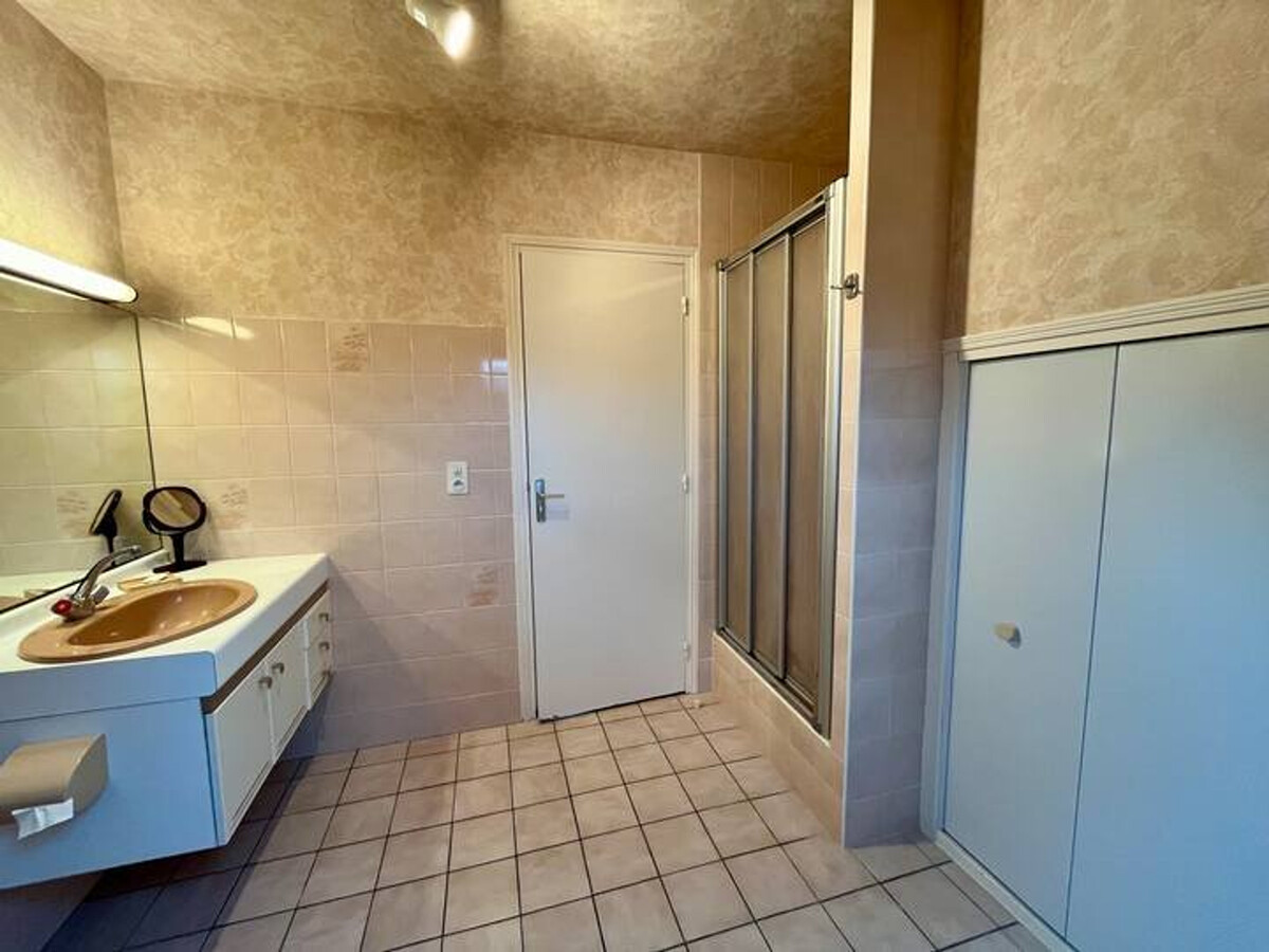 Maison 4 chambres rénovée à Fouesnant, 1 km des plages - Photo 17