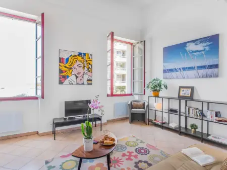 Studio Republique 35 m² centre Toulon, 100 m mer : photo 6