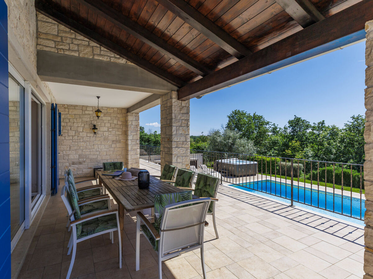Villa Babudri : 10 pers, piscine chauffée, Višnjan - Photo 2