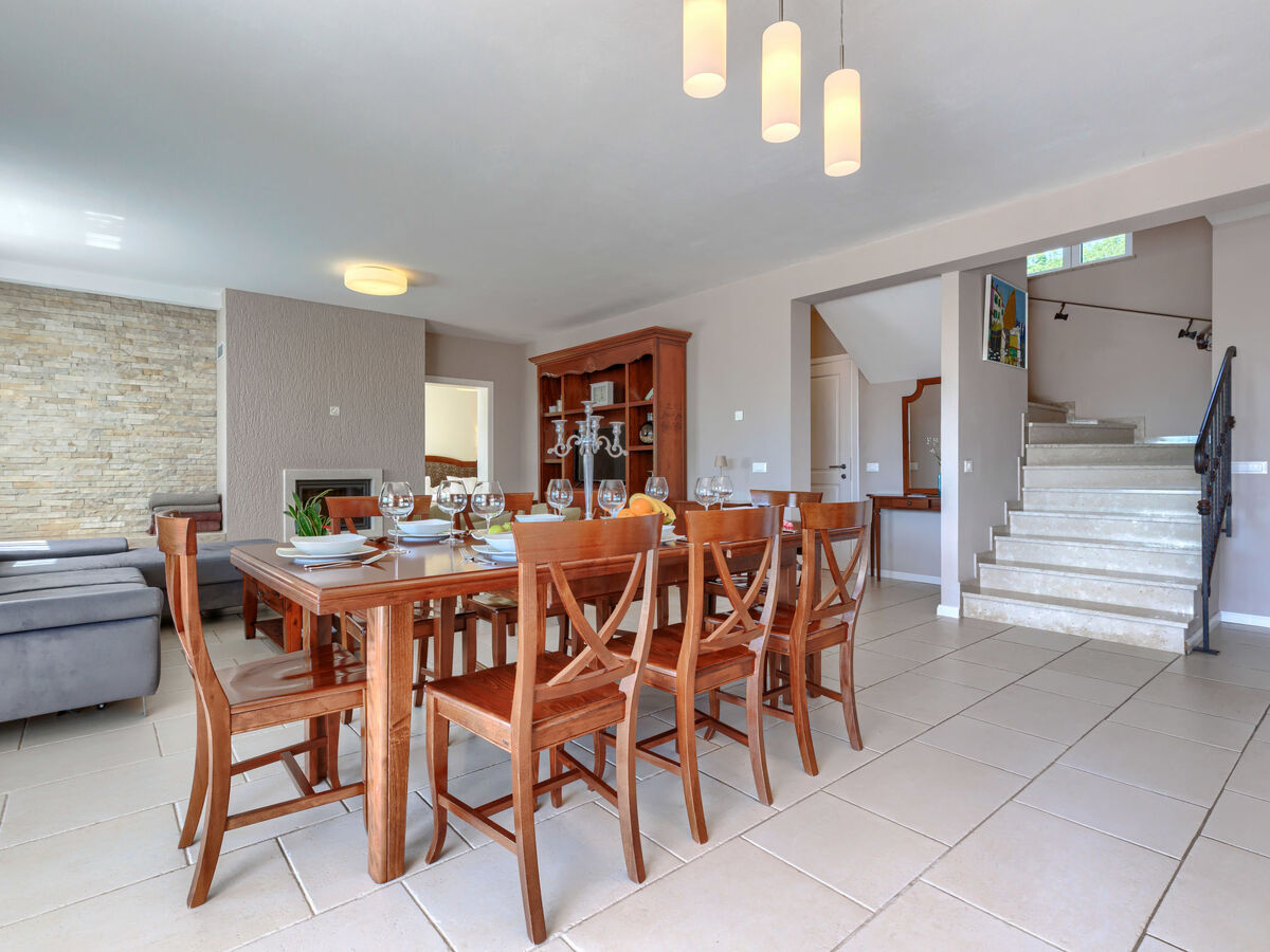 Villa Babudri : 10 pers, piscine chauffée, Višnjan - Photo 14