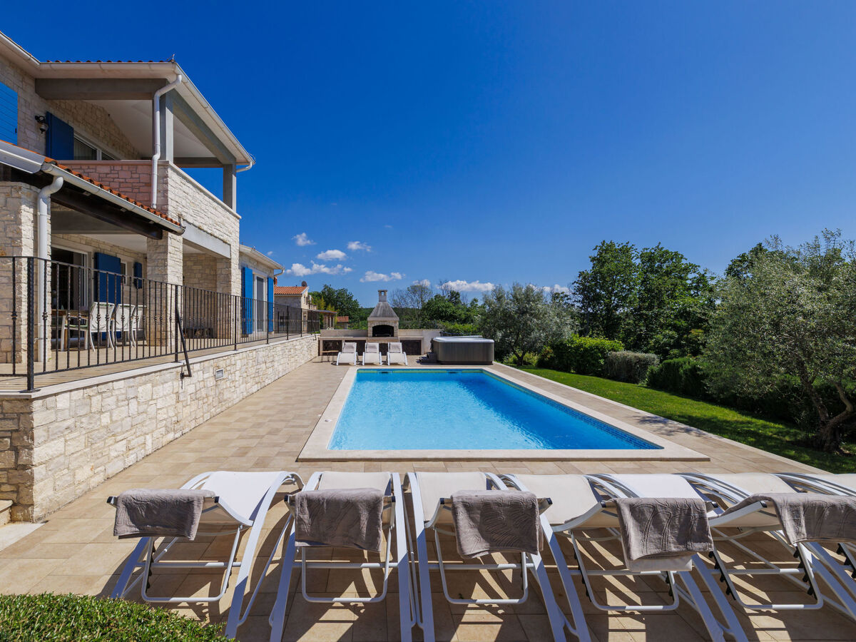 Villa Babudri : 10 pers, piscine chauffée, Višnjan - Photo 15