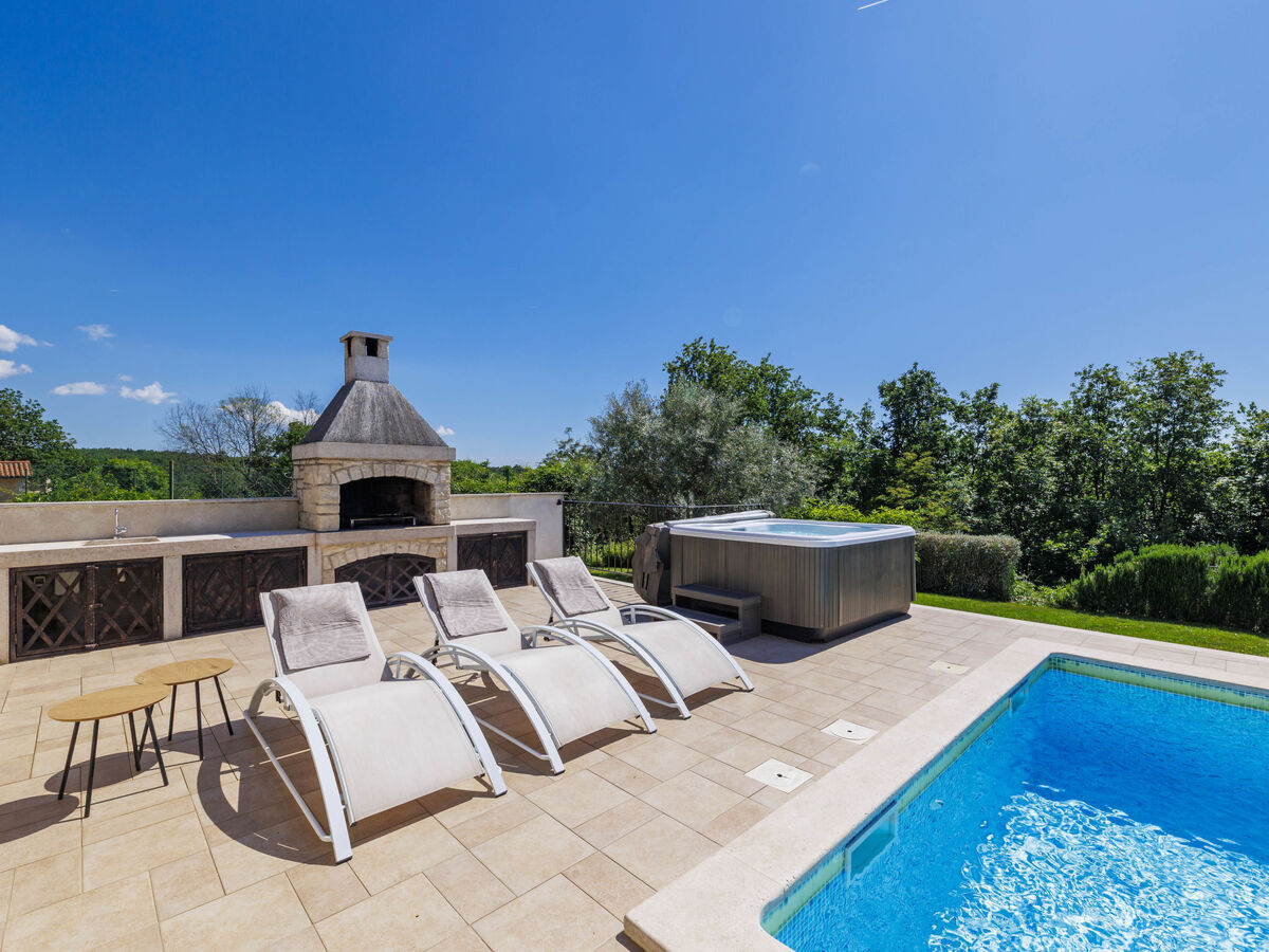 Villa Babudri : 10 pers, piscine chauffée, Višnjan - Photo 17
