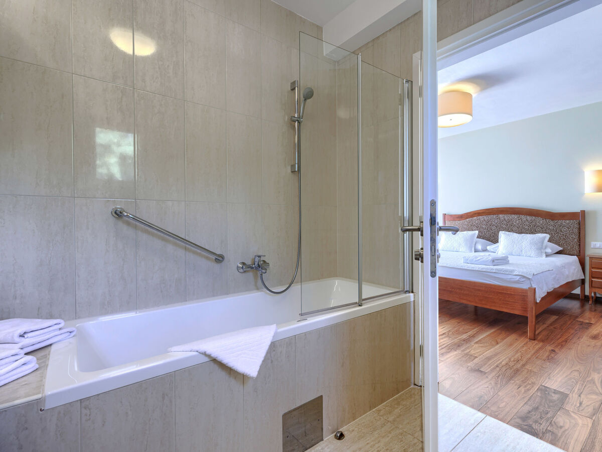 Villa Babudri : 10 pers, piscine chauffée, Višnjan - Photo 29