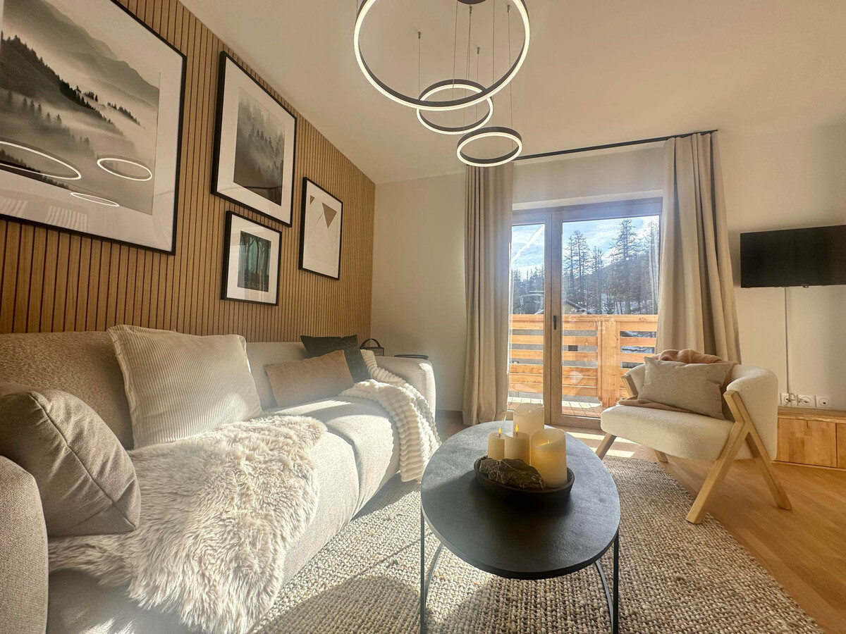 T3 moderne Vars : terrasse Sud-Est et parking couvert - Photo 3