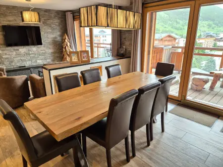 Location appartement à Les Deux Alpes, Bel appartement moderne, 8 pers, près pistes, balcon sud