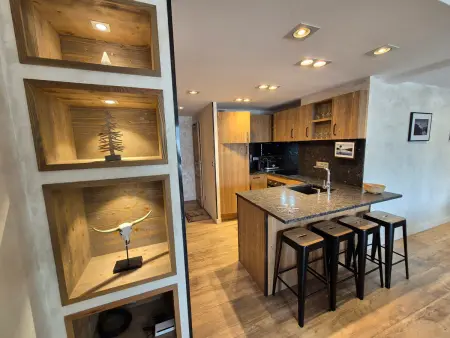 Appart 81m² 8 pers, balcon sud, 5e étage ascenseur : photo 2
