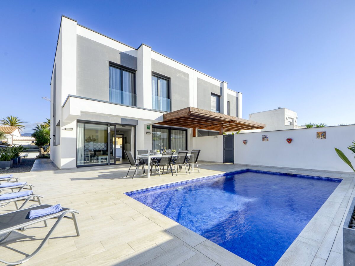 Mon Petit Paradis – Maison 4 chambres avec piscine - Photo 1