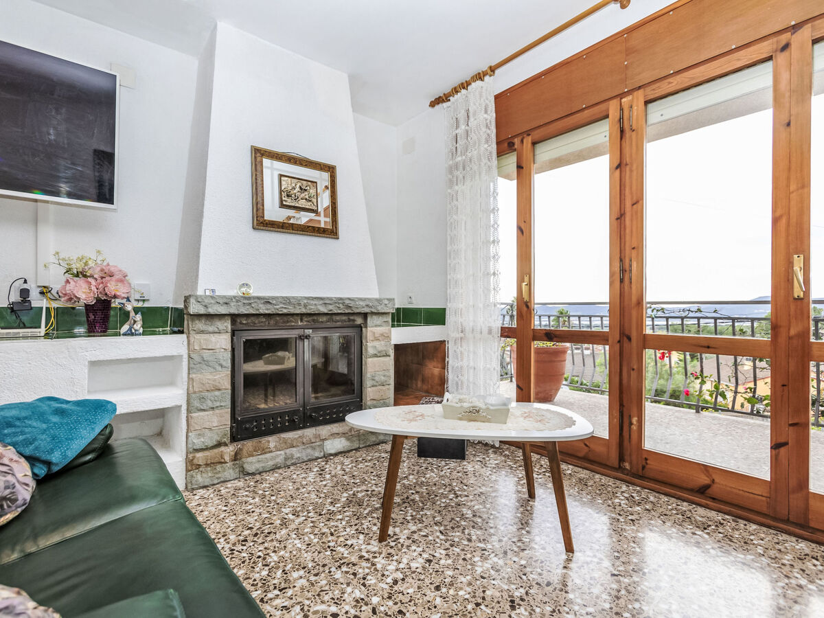 Mercedes – Maison 5 chambres avec piscine à Sant Jaume - Photo 2