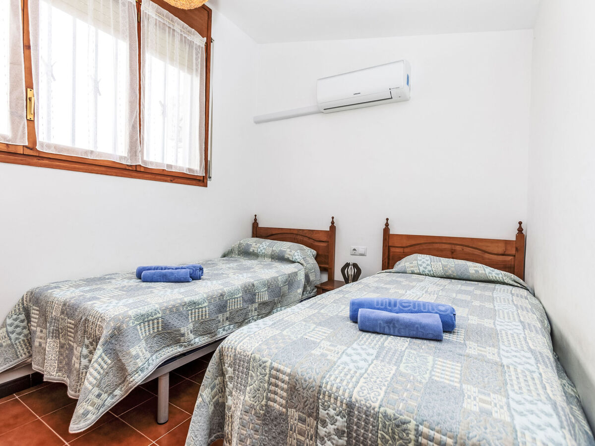 Mercedes – Maison 5 chambres avec piscine à Sant Jaume - Photo 13