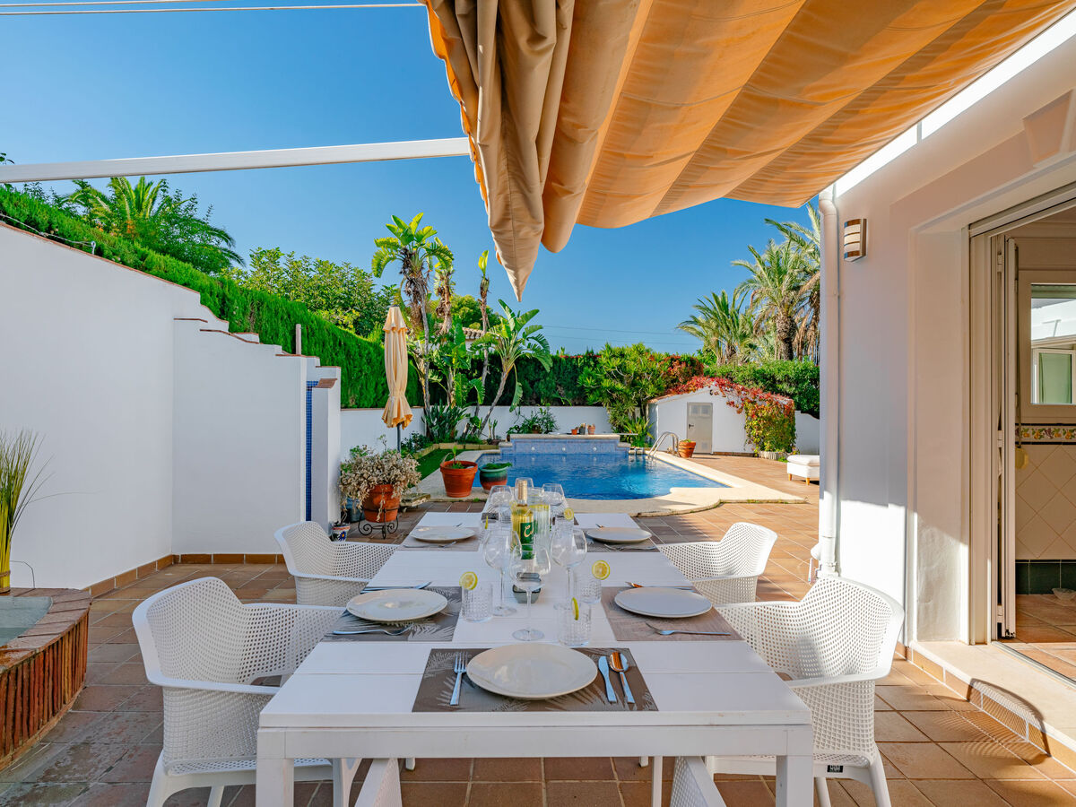 Villa Romer, 350 m² rénovée 2024 avec piscine à Dénia - Photo 2