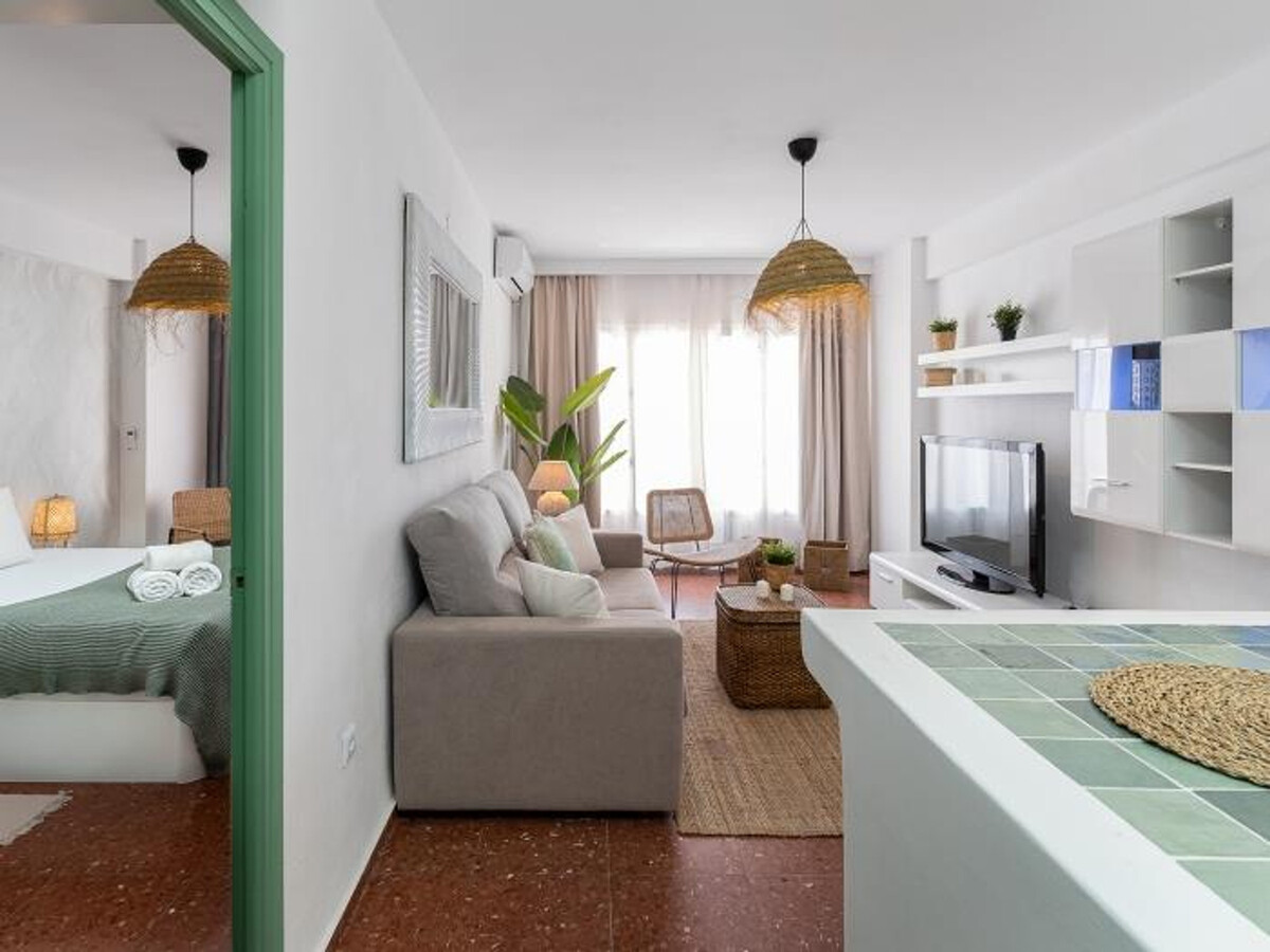 Appartement Boho Chic Torremolinos, terrasse vue mer et piscine - Photo 2