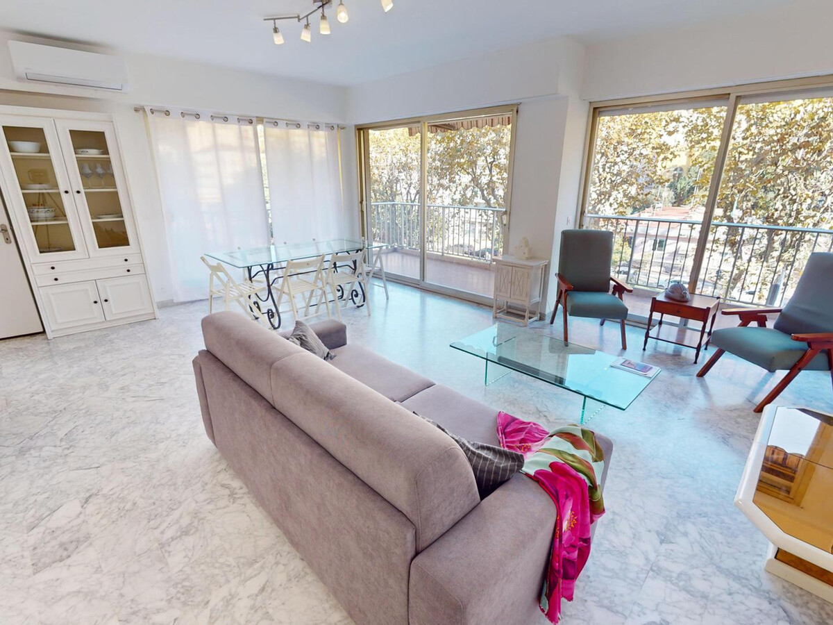 Appartement 2P centre Menton, terrasse et parking privé - Photo 6