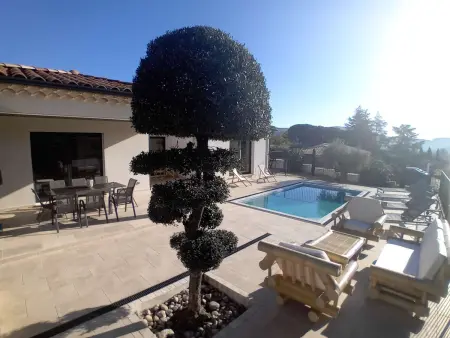 Villa moderne 6 pers. avec piscine chauffée à Vallon-Pont-d'Arc - Photo 1