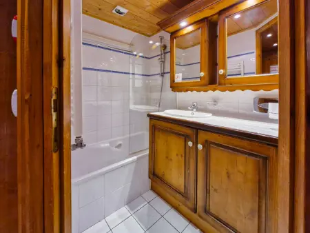 3 pièces 40 m² balcon montagne, parking, animaux acceptés : photo 4