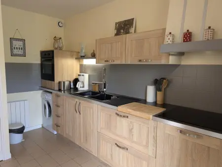 Gîte au bord de la rivière avec 2 terrasses à Saint-Maurice-des-Lions : photo 10