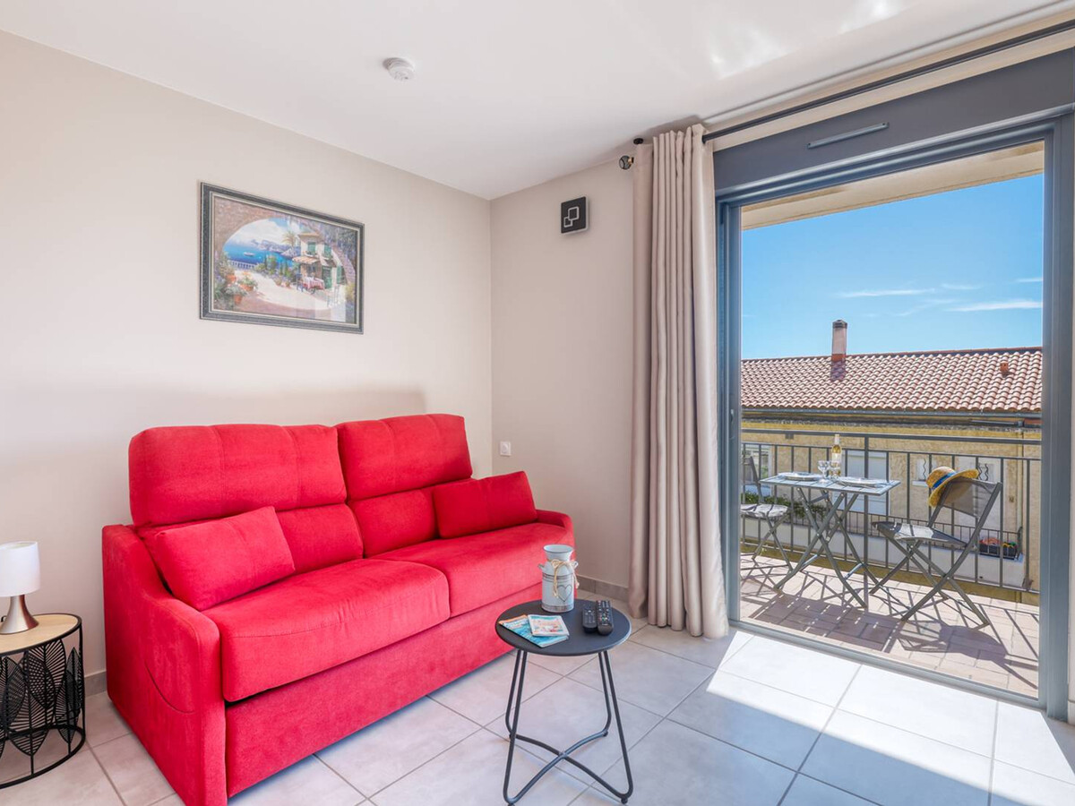 Studio rénové avec terrasse, 2 min du centre Lavandou - Photo 3