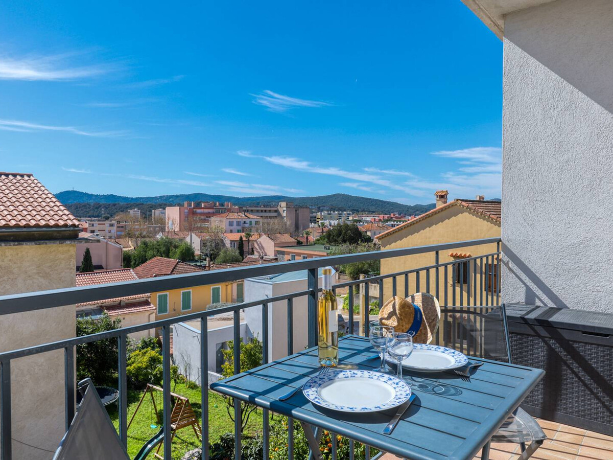 Studio rénové avec terrasse, 2 min du centre Lavandou - Photo 5