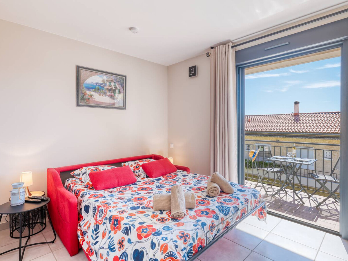 Studio rénové avec terrasse, 2 min du centre Lavandou - Photo 11
