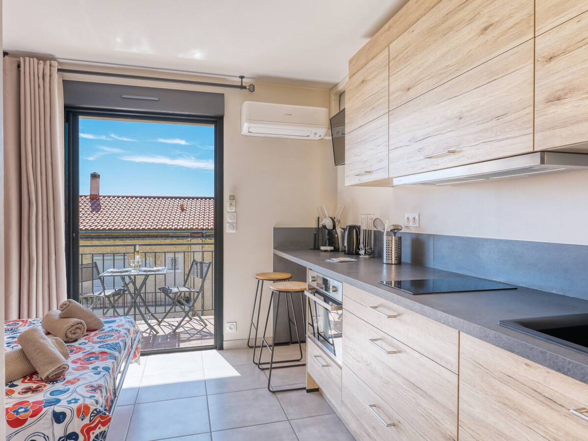 Studio rénové avec terrasse, 2 min du centre Lavandou - Photo 14