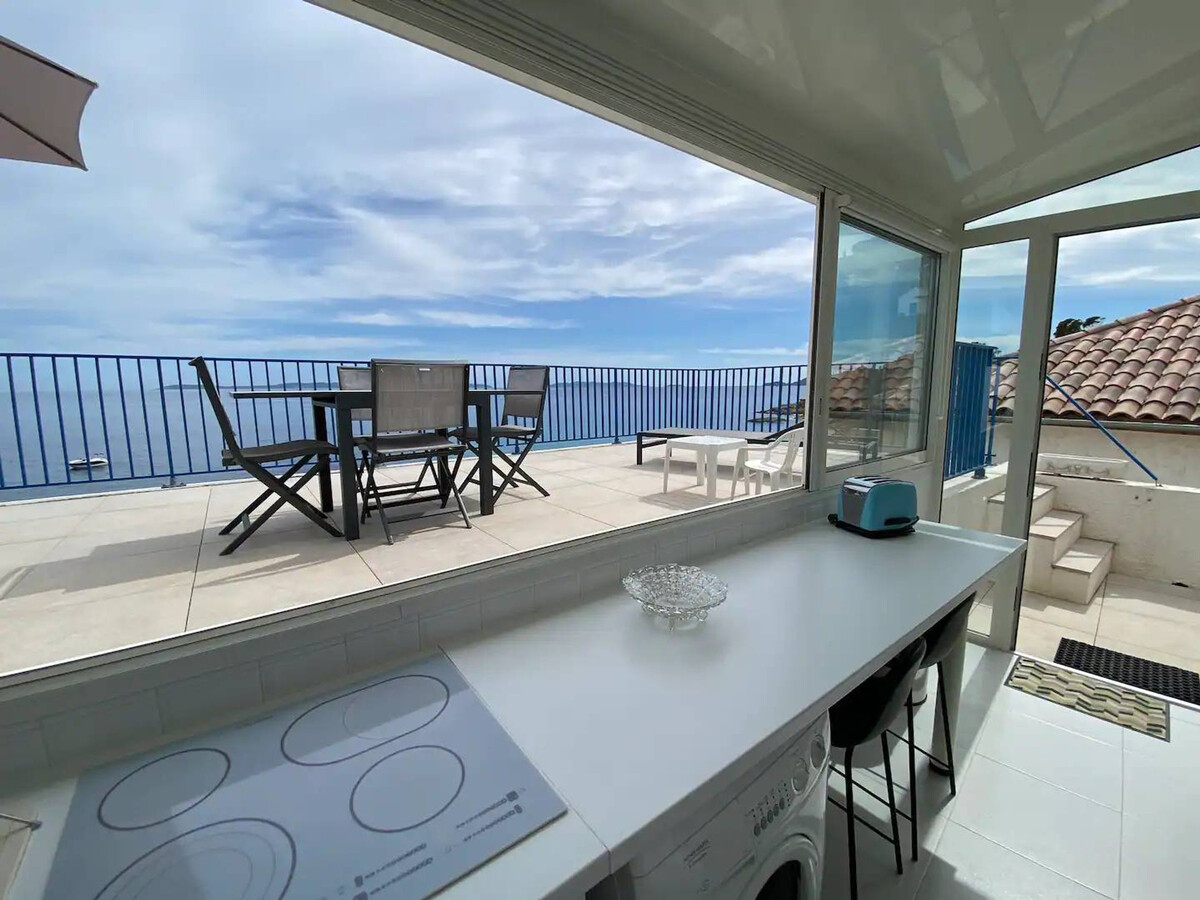 Appartement climatisé vue mer et plage privée au Lavandou - Photo 3